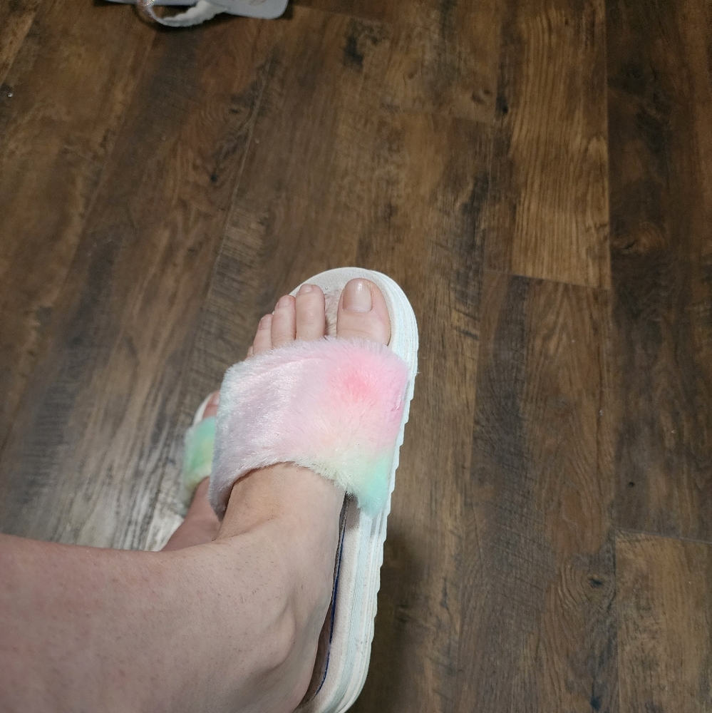NIB Dolls Kill Comfy Rainbow 🌈 Tye Dye Sandals - Picture 6 of 8